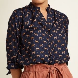 Fun2Fun dog print blouse size Medium